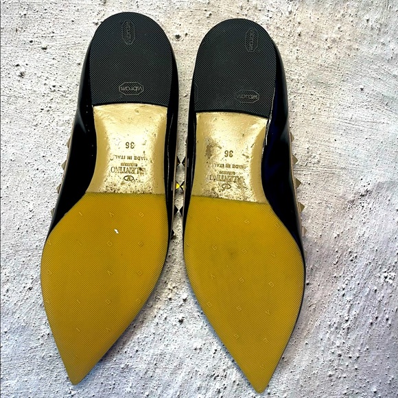 Valentino Garavani Rockstud Flats (6) - Picture 3 of 4